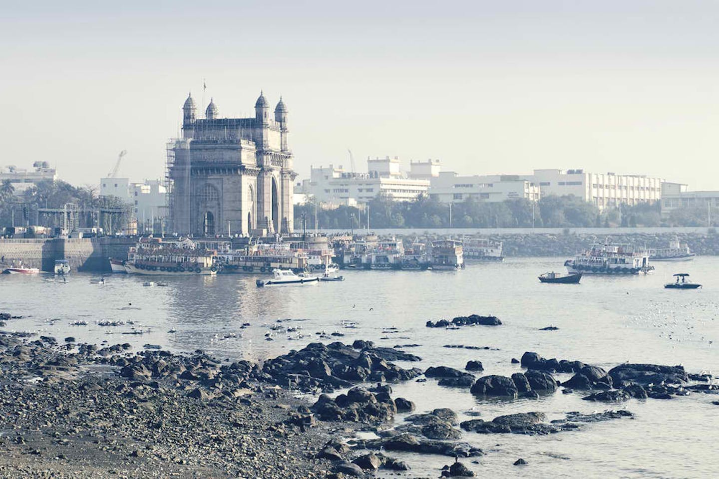 gateway mumbai coastal flooding
