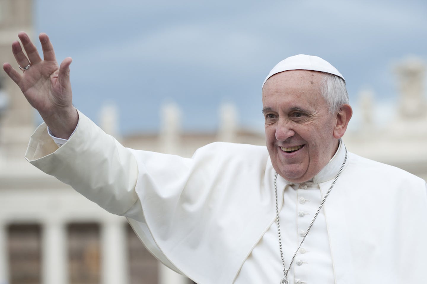 pope francis popemobile