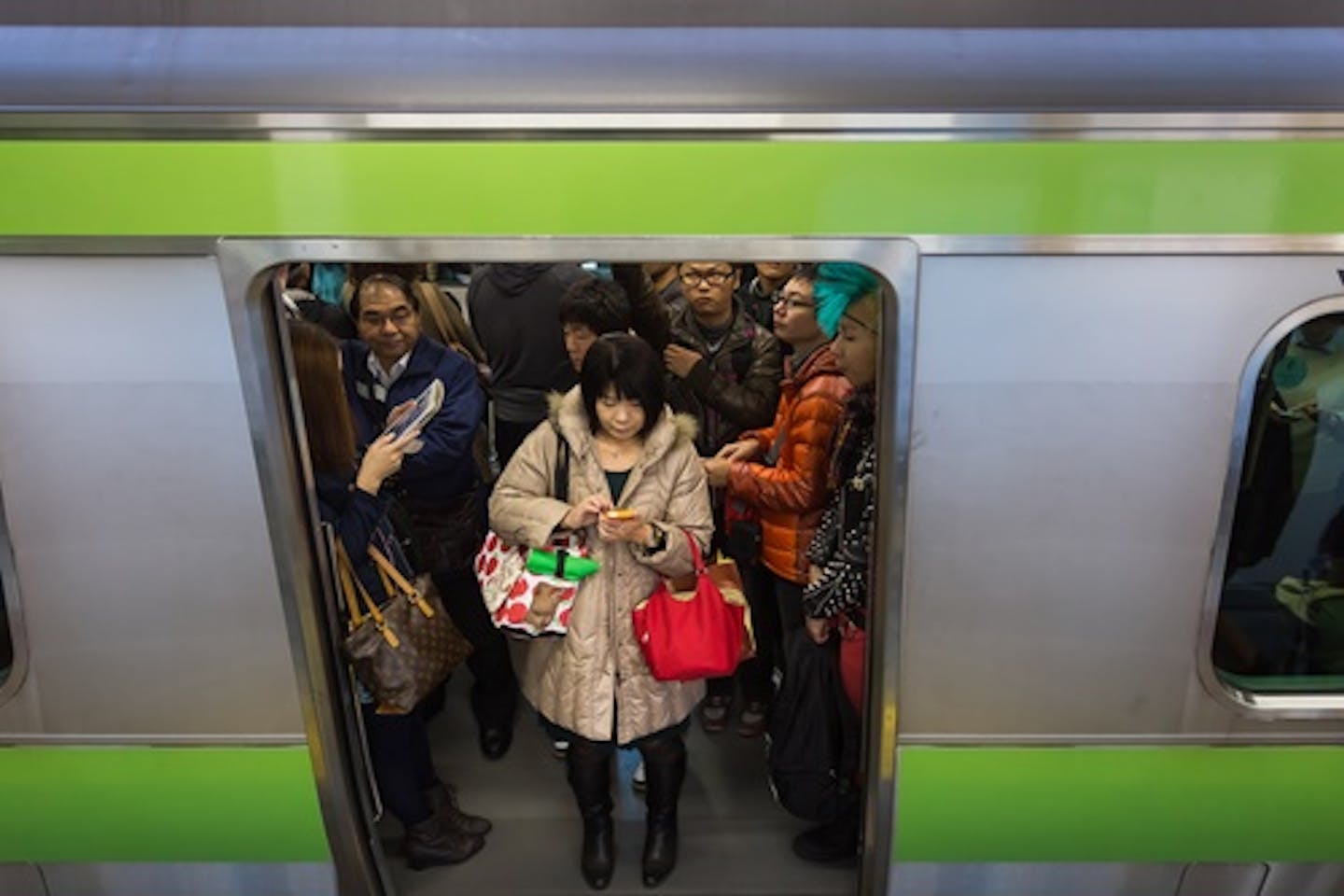 train tokyo