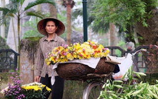 vietnam flower vendor