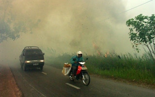 indonesia driving through haze