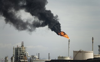 oil refinery smoke