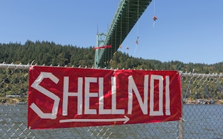greenpeace activists shell no