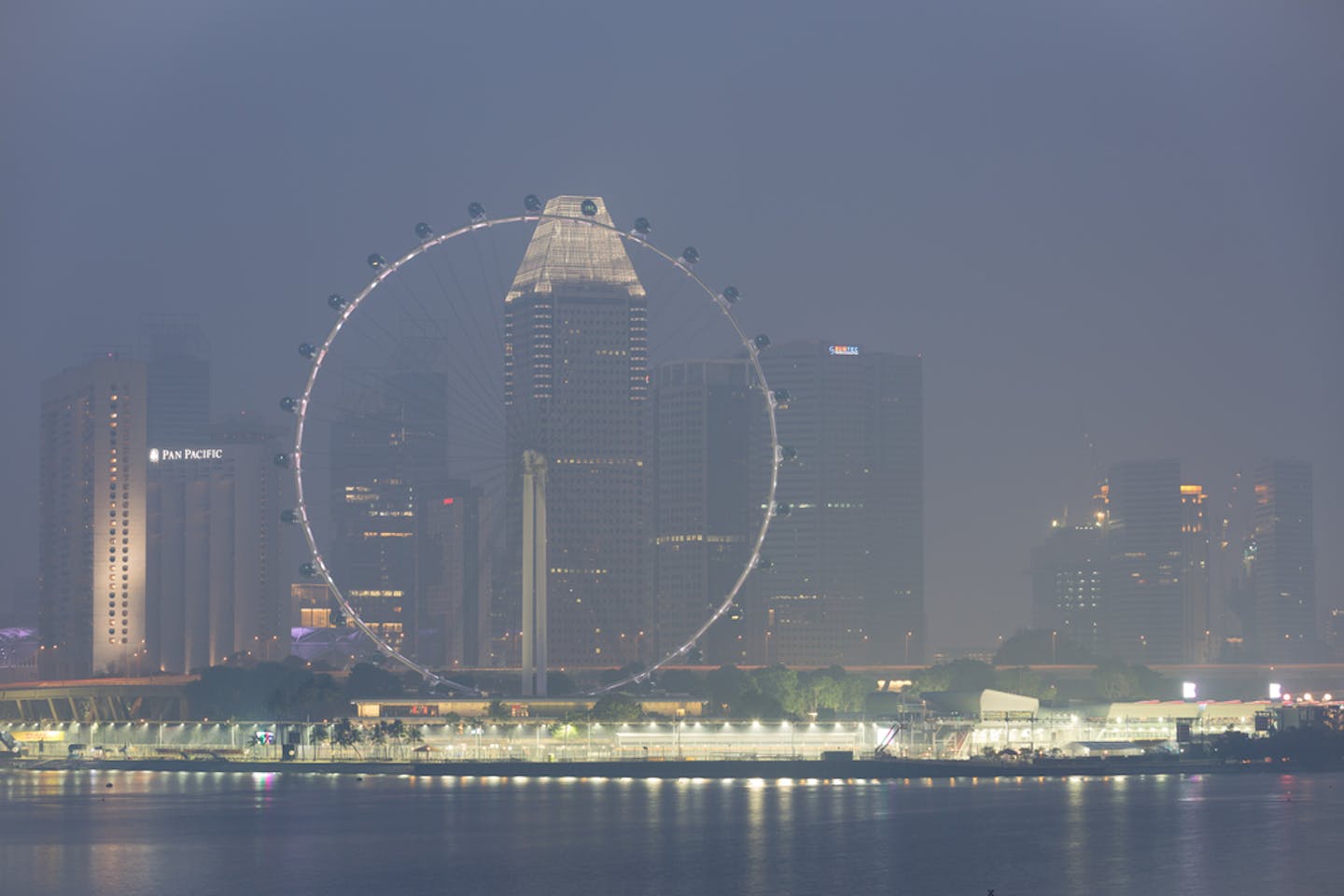 marina bay night haze
