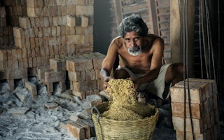 brick kiln worker in india among the poorest