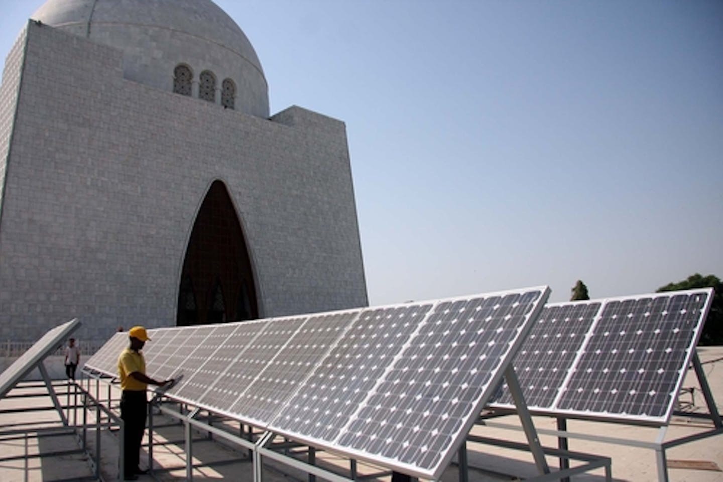 Pakistan S Parliament To Go Solar Amid Power Crisis News Eco Business Asia Pacific