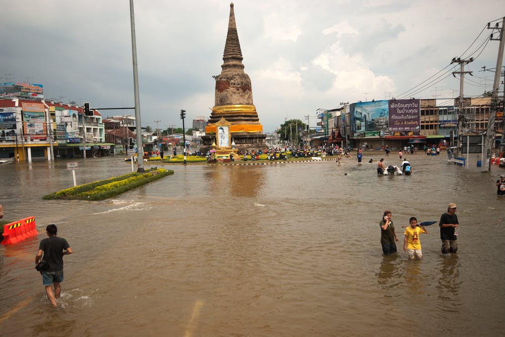 thailand heavy flooding 2011