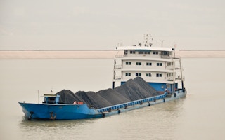 Coal freighter china 