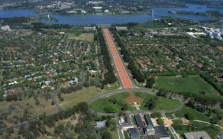 Aerial_View_of_Canberra2 colourfultripscom