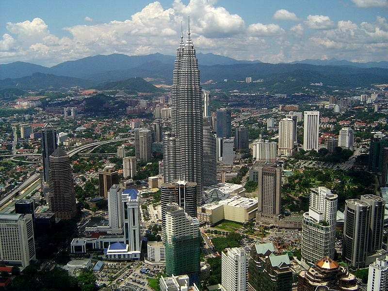 Petronas Towers in KL Daniel Berthold