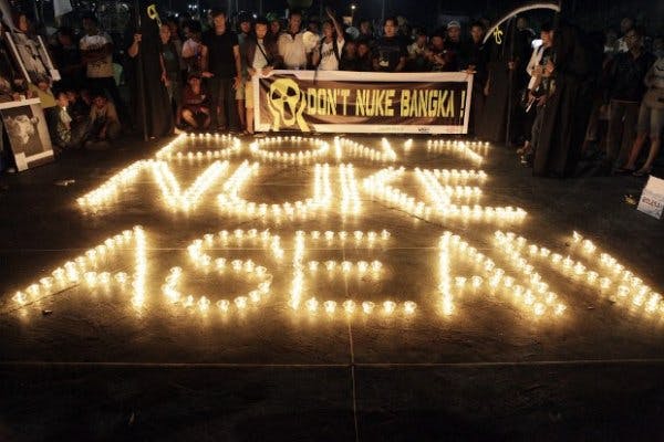 greenpeace nuclear energy protest Bangka