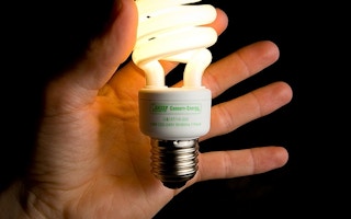 lightbulb energy efficiency