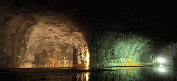 Jurong_Rock_Caverns_02