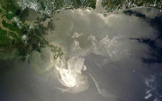 deepwater horzon oil spill satellite image wikimedia