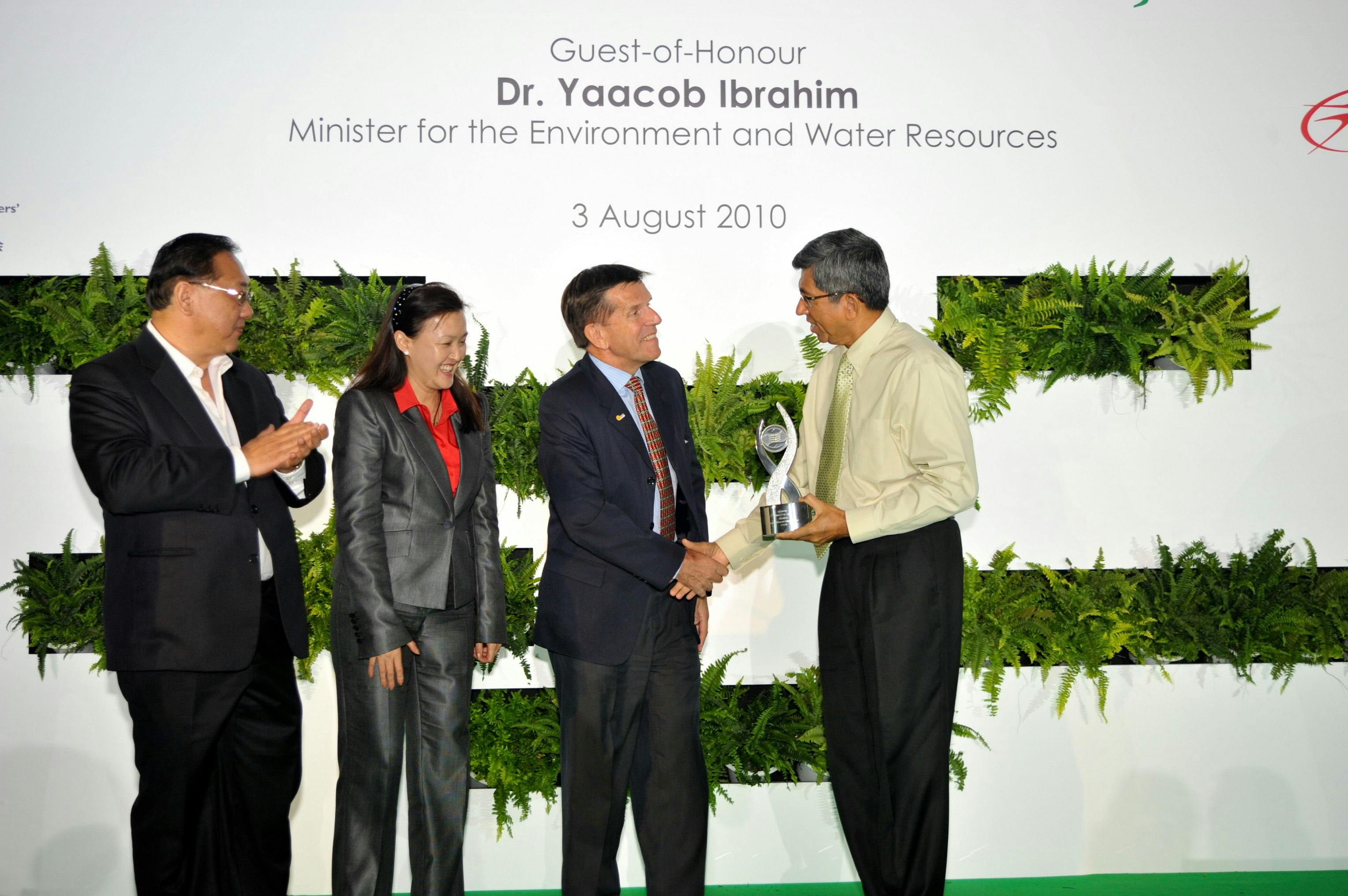 singapore environmental excellence achievement awards 2010