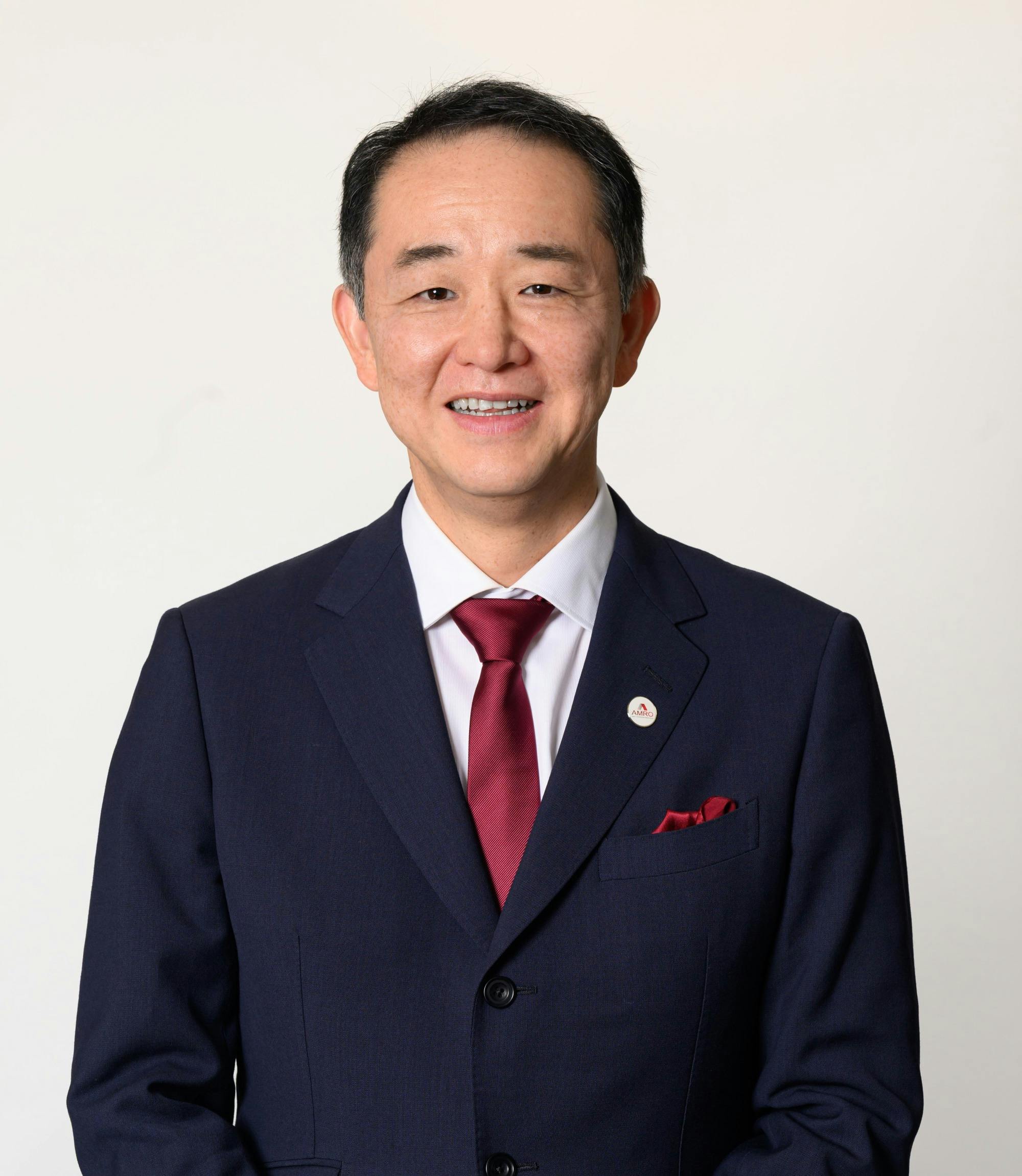 Yasuto Watanabe