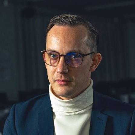Tobias Burgers